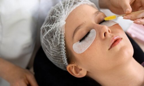 Book Your Lash Extension in Eugene, OR | Foxy Brows Salon Book Your Lash Extension in Eugene, OR | Foxy Brows Salon